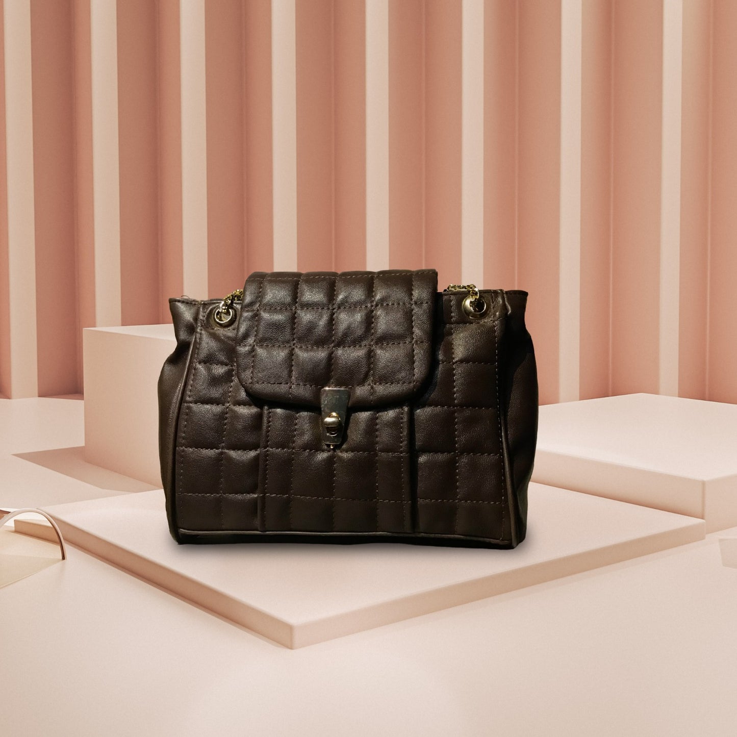 QUILTED FLAP TOTE