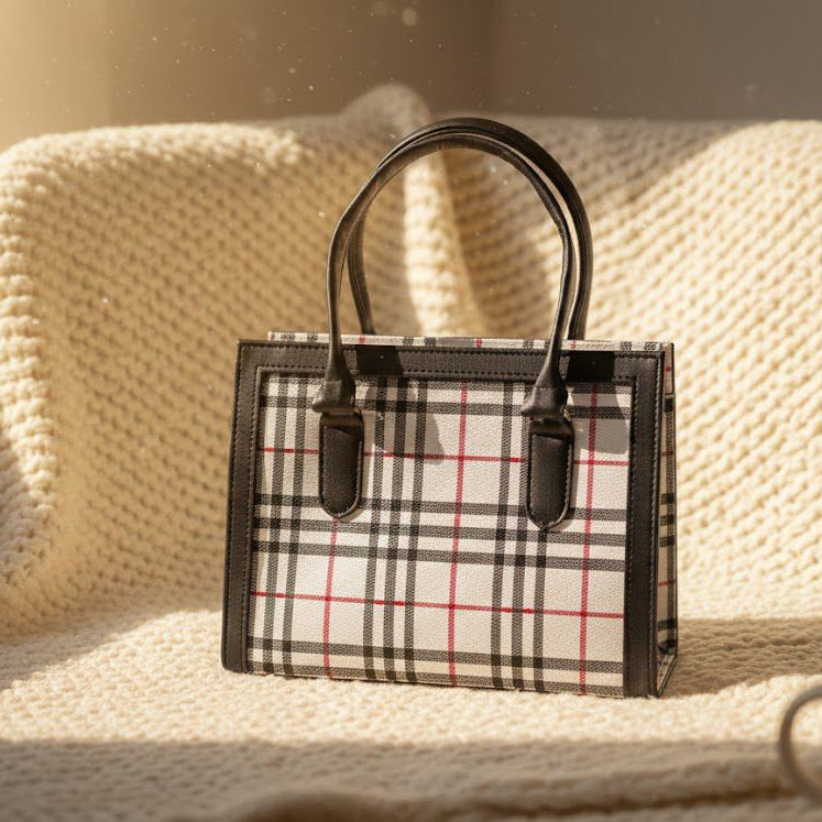 THE MINI-TRUNK WHITE