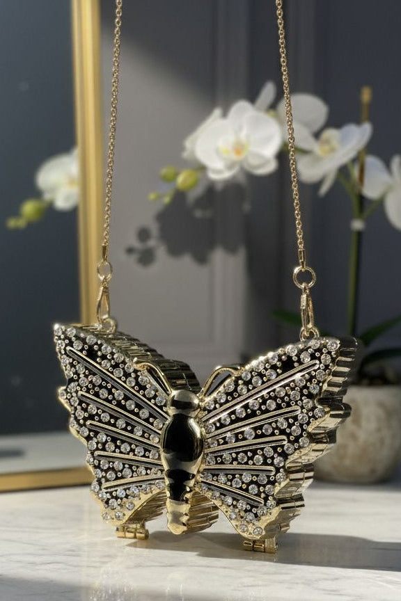 THE LUMINA CLUTCH GOLD