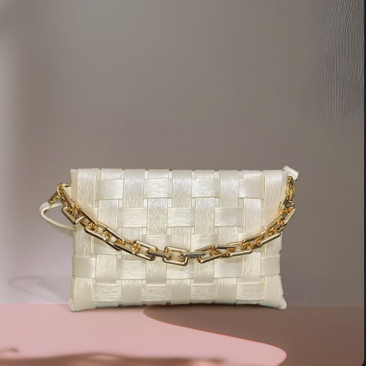 CROSSBODY SLING BAG