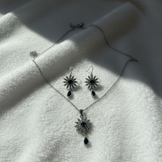 THE PEARL & CRYSTAL SUITE