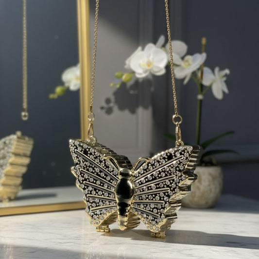 THE LUMINA CLUTCH GOLD